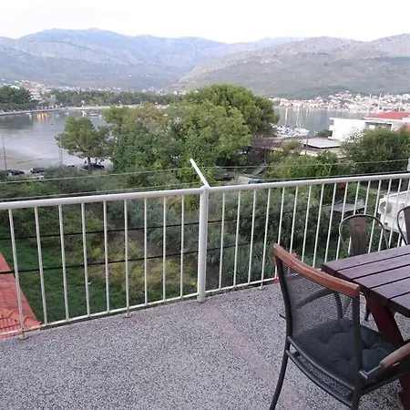 Apartamento Tara - Big With Terrace And Sea View Split