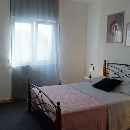 Tara - Big With Terrace And Sea View *
